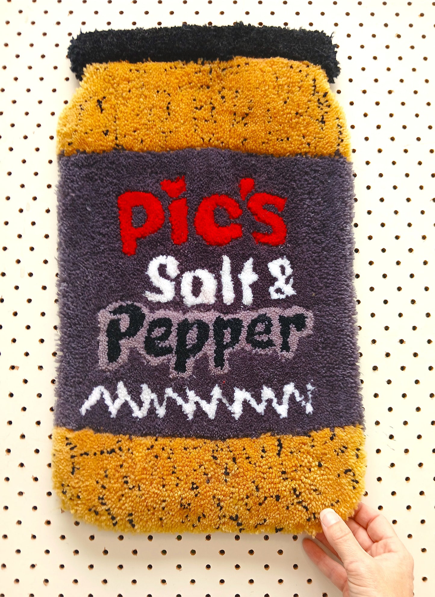 Pic's Peanut Butter fluffy wall art (salt & pepper)
